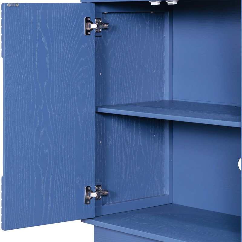 Buffet bleu marine avec tablettes réglables pour espaces fonctionnels, détails géométriques, détails décoratifs