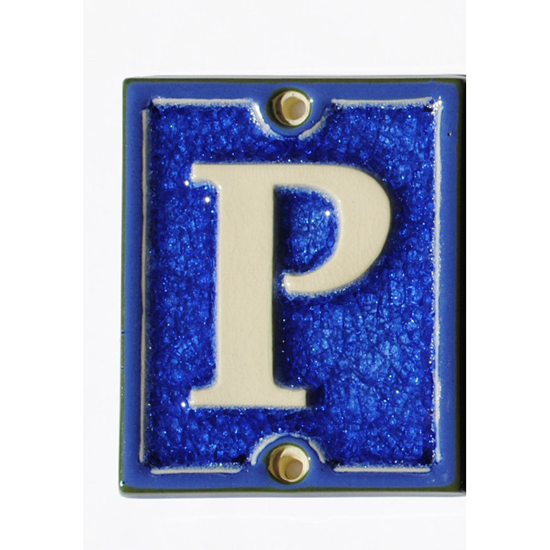 4 po lettre de maison à carreaux, P