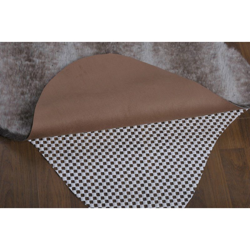 Tapis taupe à imprimé animal loup, Nouveauté 2 pi 5 po x 3 pi 9 po