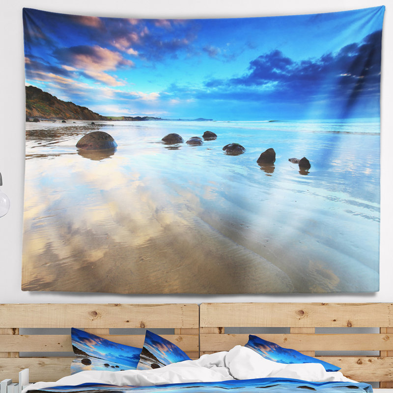 Tapisserie «Seashore Skyy Cloudy Over Moeraki Boulders», H 32 po x l 39 po
