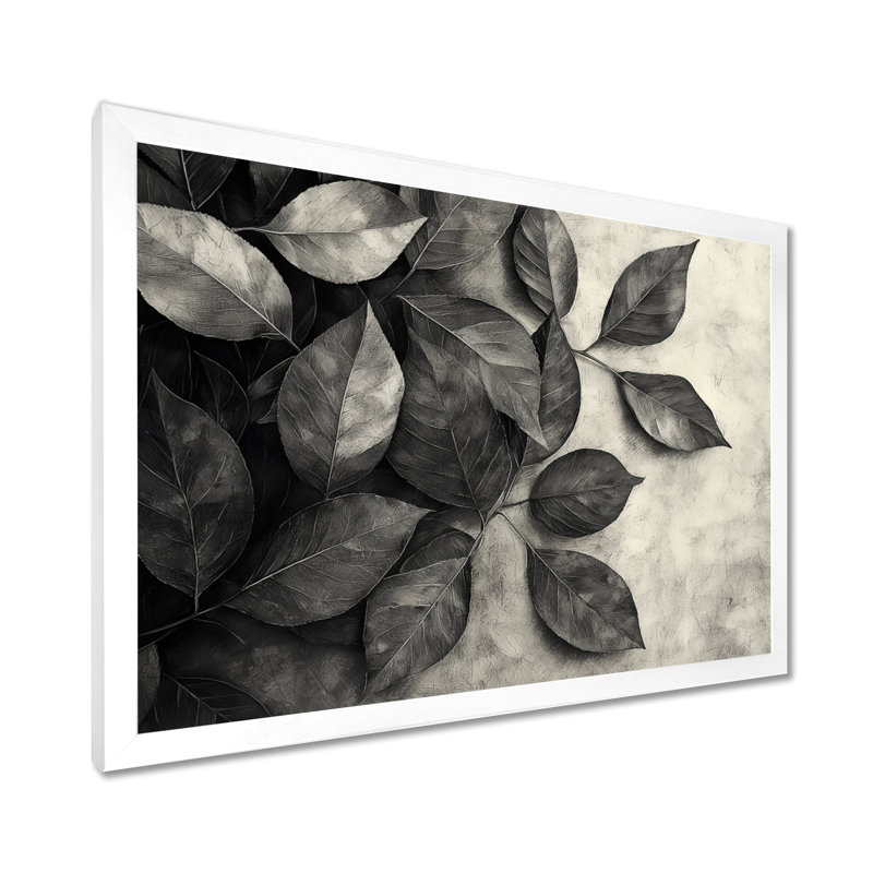 «Gray Rustling Autumn Leaves I» - art mural feuilles, H 30 po x l 40 po, Reproduction encadrée d'une seule photo sans pass