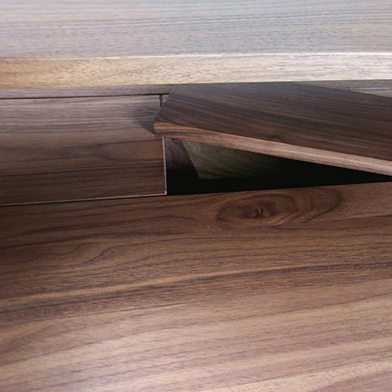 Bureau moderne de style italien