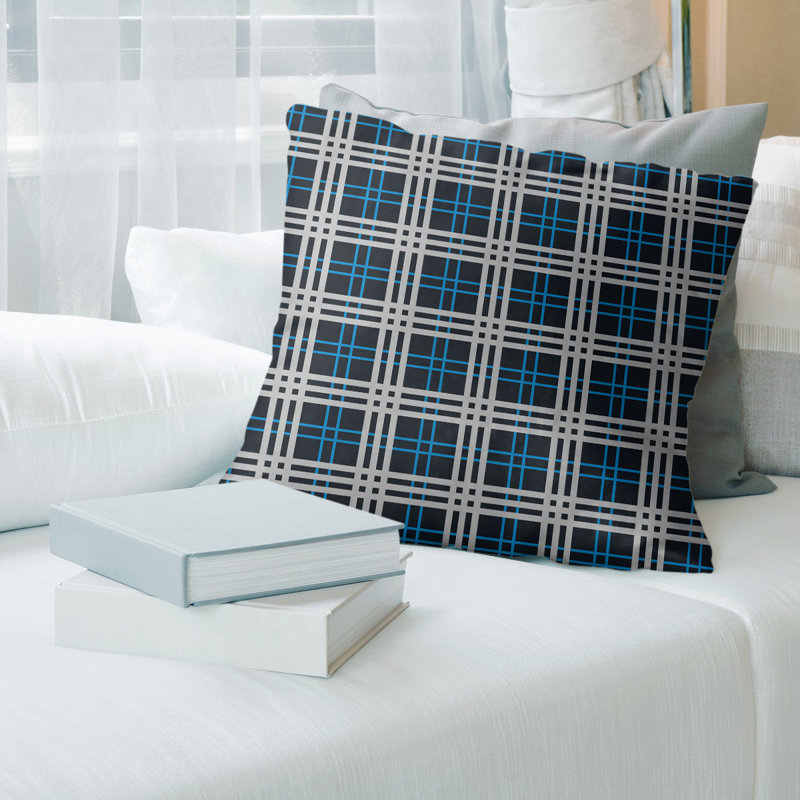 Coussin Los Angeles, 16 po x 1 po, Polyester/ Bourre en polyester, Bleu / noir / blanc Carolina 