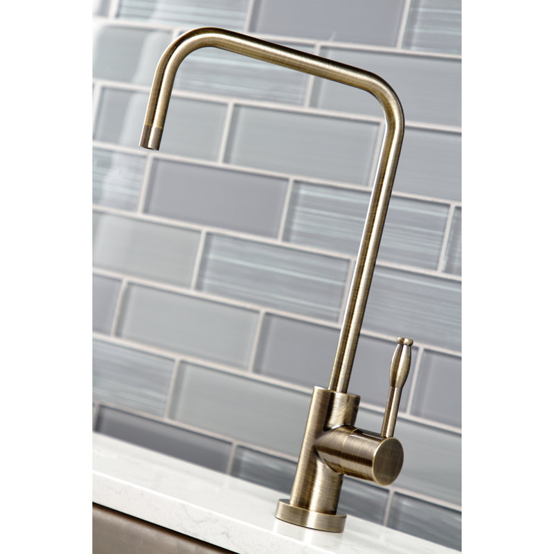 Distributeur d’eau froide Nustudio, Laiton rétro