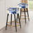 Ensemble de 2 tabourets de bar à motif médaillons en dentelle bleu cobalt