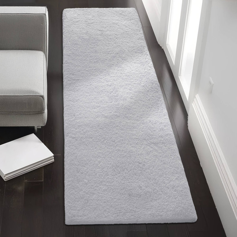 Tapis pour salle de bain Marshmallow, L 72 po x l 24 po, Argent argent