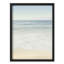 Douces vagues sur la plage de sable-101376706-101376705