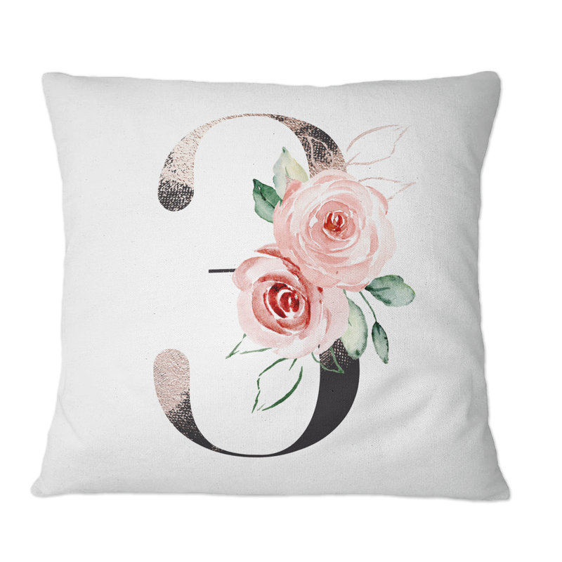 Art floral avec numéro trois I - Coussin décoratif à imprimé traditionnel, 18 po x 18 po