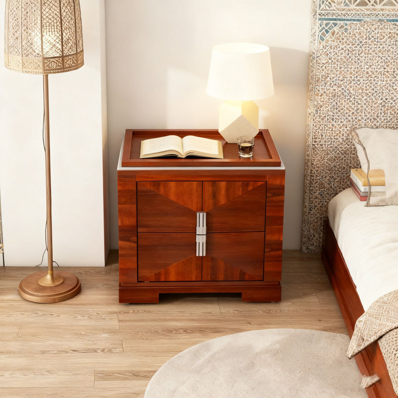 Table de chevet moderne en bois Orion avec tiroirs à motif de losanges et accents argentés Mid-Century, Marron foncé