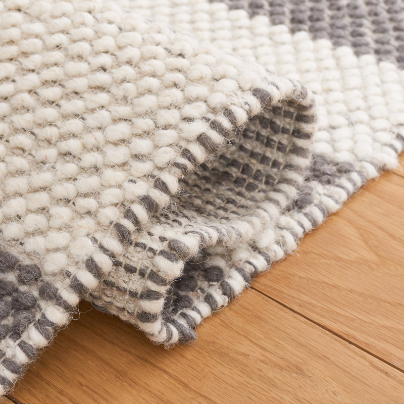 Tapis ivoire / gris foncé Charvik, Rectangle de 5 pi x 8 pi
