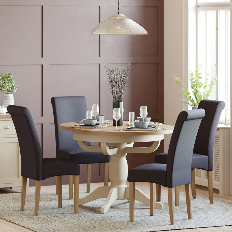 Forelli Extendable Oval Dining Table