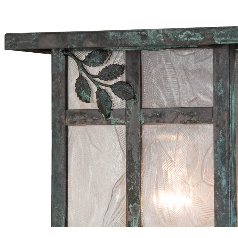 Hyde Park Sprig 1 - Light Outdoor Wall Lantern