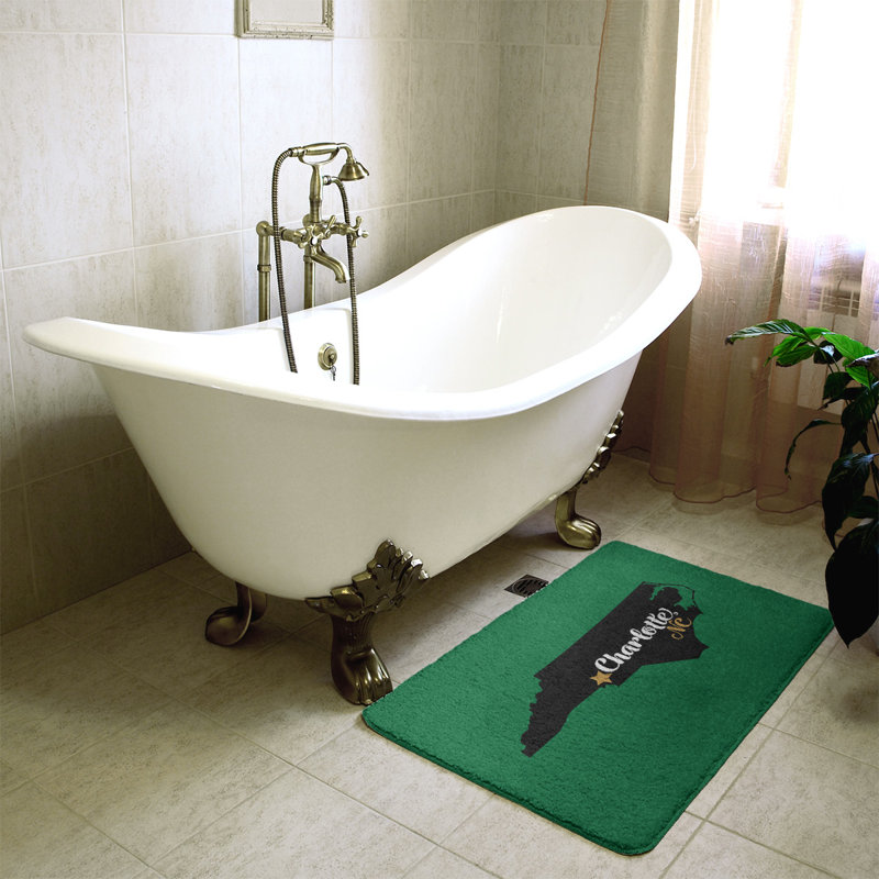 Tapis pour salle de bain north caroline sports colors, l 17 po x L 21 po, Vert / Noir