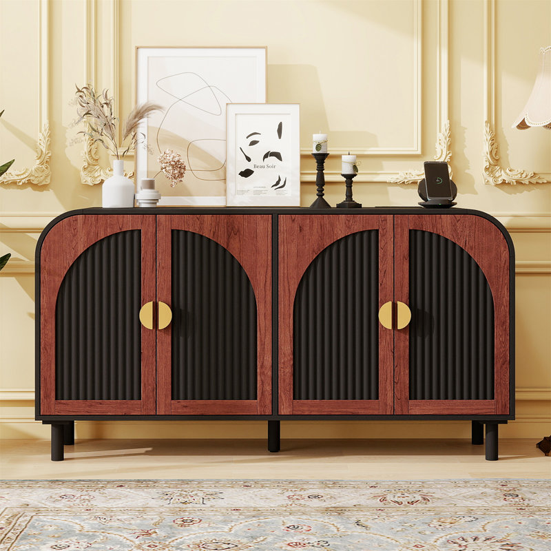 Buffet vintage arqué avec poignée demi-lune dorée