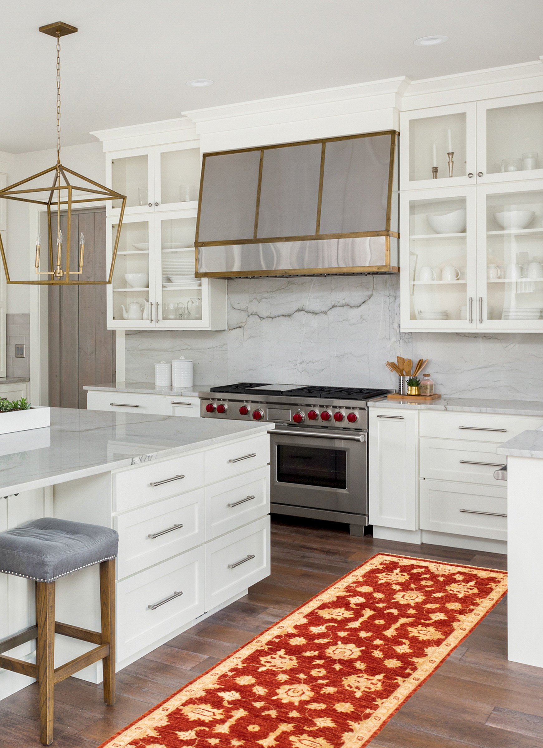 Bungalow Rose Finest Dark Red Rug 2'8