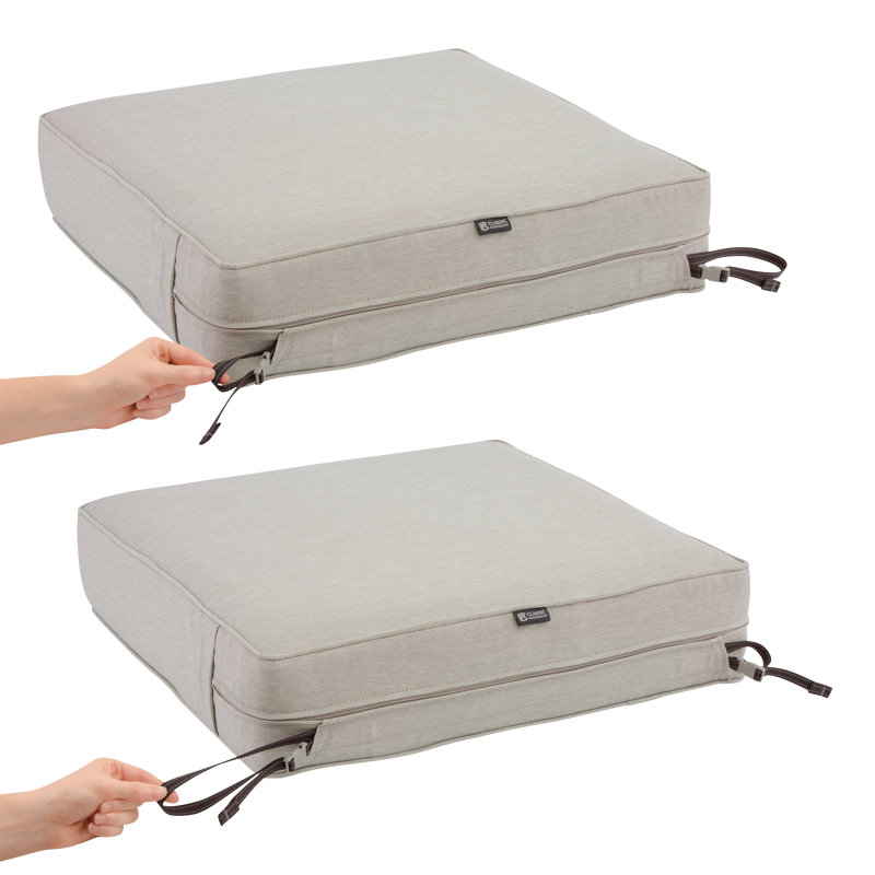 Housse de coussin d'extérieur Pina Fadesafe, Gris, H 5 po x l 23 po x P 23 po