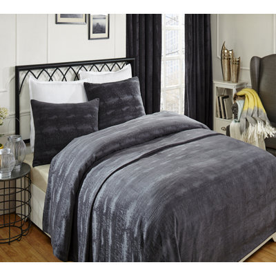 Textured Cotton Velvet Coverlet with Knife-Edge Finish
