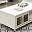 Table basse simple et populaire