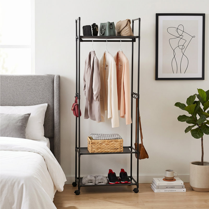 Portant à vêtements roulant 3 en 1 ultra-résistant, organisateur de placard portatif avec structure en acier au carbone - Roues verrouillables - Barre de suspension + Étagère supérieure pour sacs + Étagères de rangement à 2 niveaux, Noir