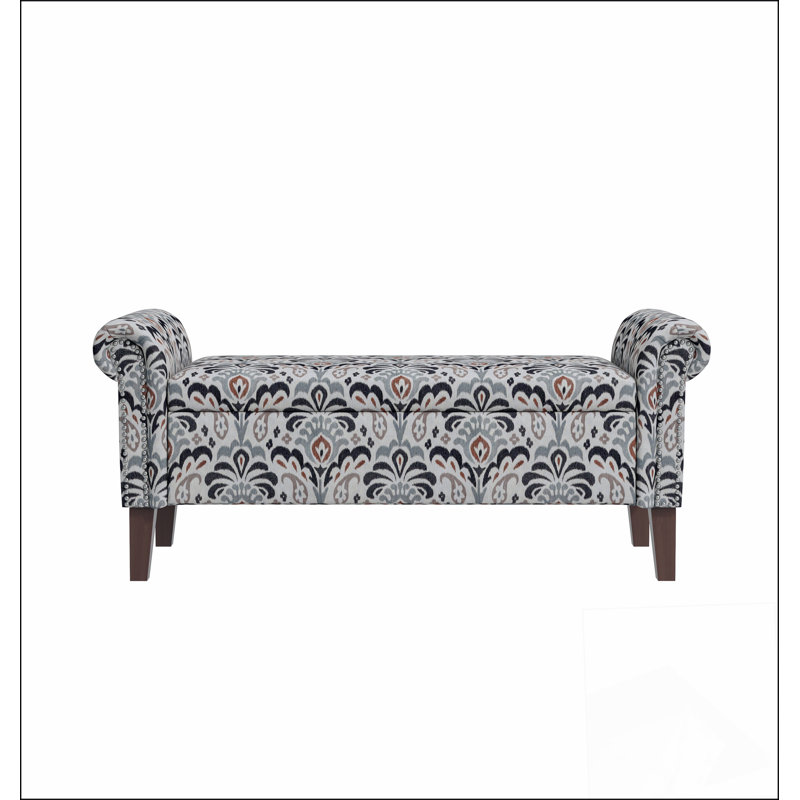 Repose-pieds de rangement Conrad Un choix confortable, de multiples fonctions, un design classique et des coins confortables