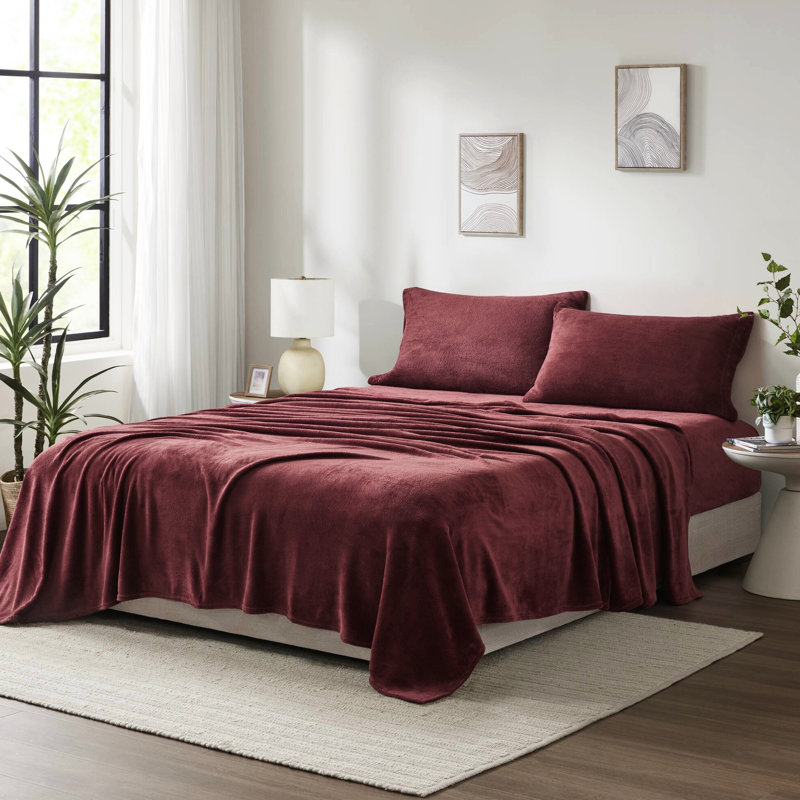 3 Pcs Twin Burgundy Sheet , Ultra - Soft And Cozy, 100% , Brushed On Both Sides, Luxurious Velvet Look, Flat Sheet, Fitted Pillowcase, Elasticized Fitted Fits 16" Mattresses, Machine Washable,