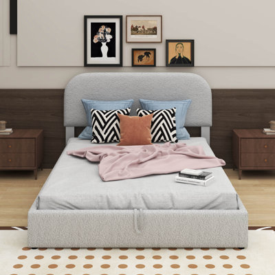 Upholstered Platform Bed With Hydraulic Storage System