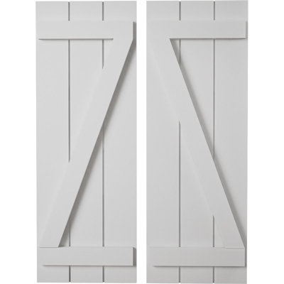 Volets en faux bois avec planche en Z
