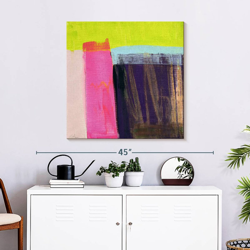 Avery With View, 30" H x 30" W