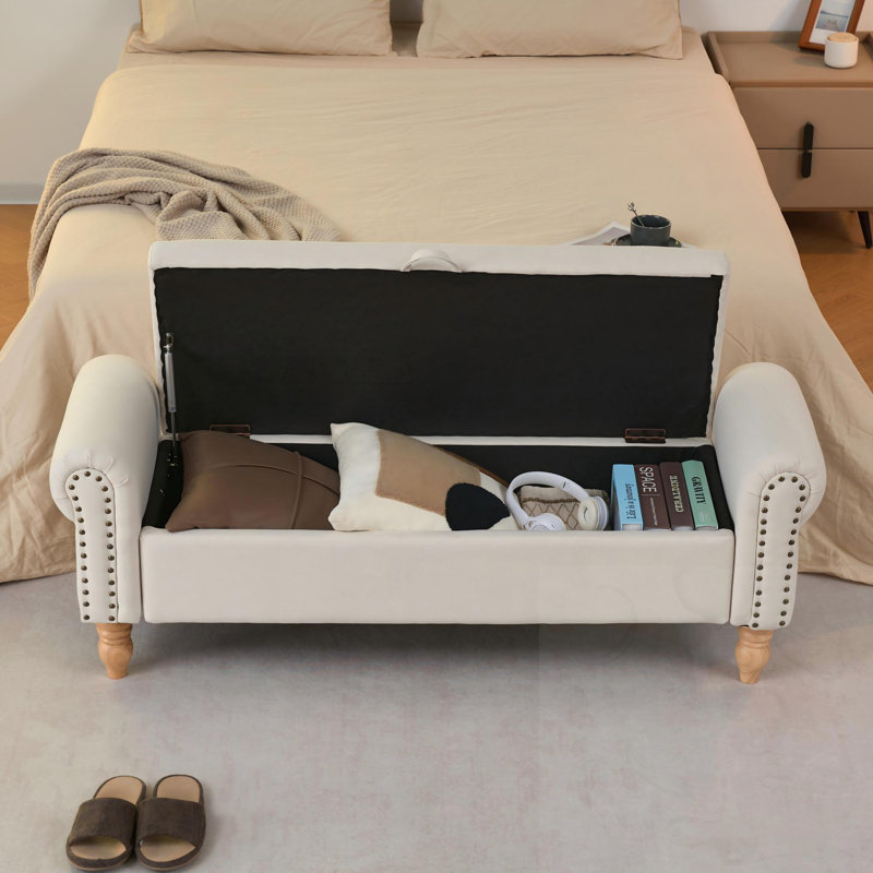 Banc de rangement rembourré avec accoudoirs roulés