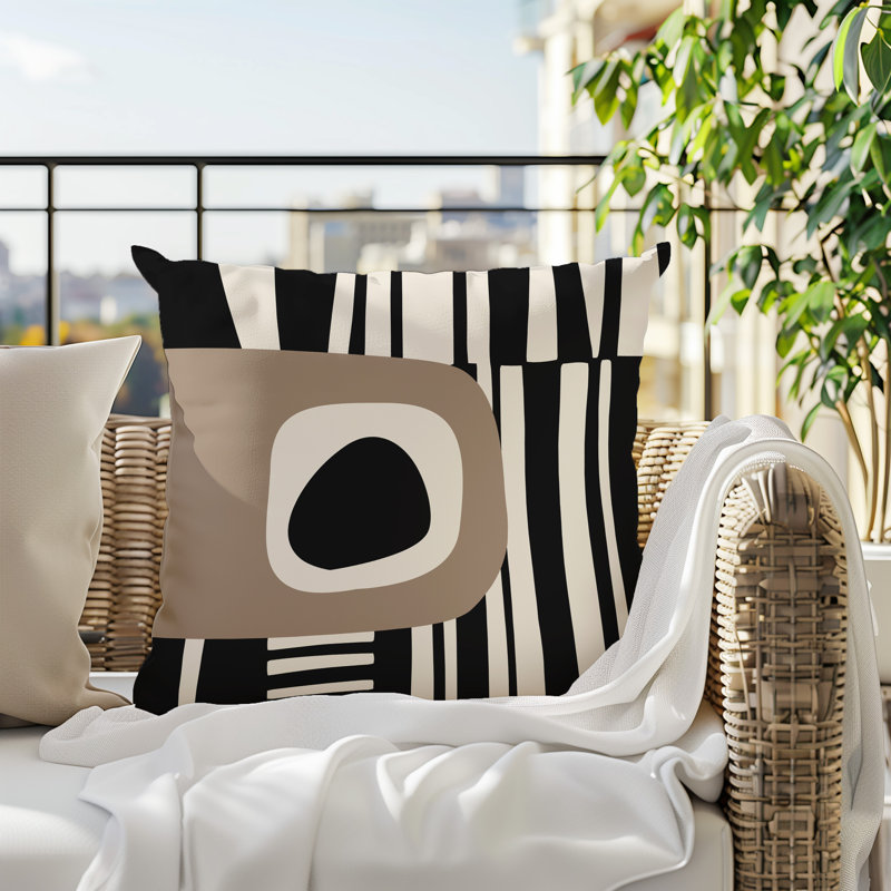 Oreiller carré réversible intérieur / extérieur Jina, H 19 po x l 19 po, Beige / noir / blanc cassé abstrait