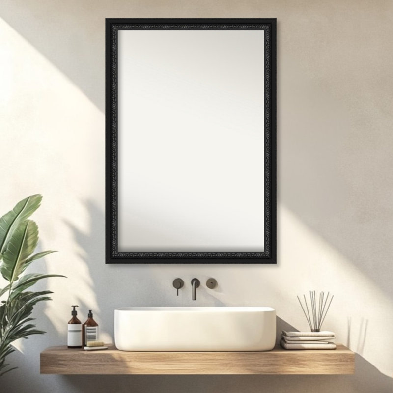 Miroir de salle de bain mural en bois non biseauté Downton, 27,5 po x 39,5 po
