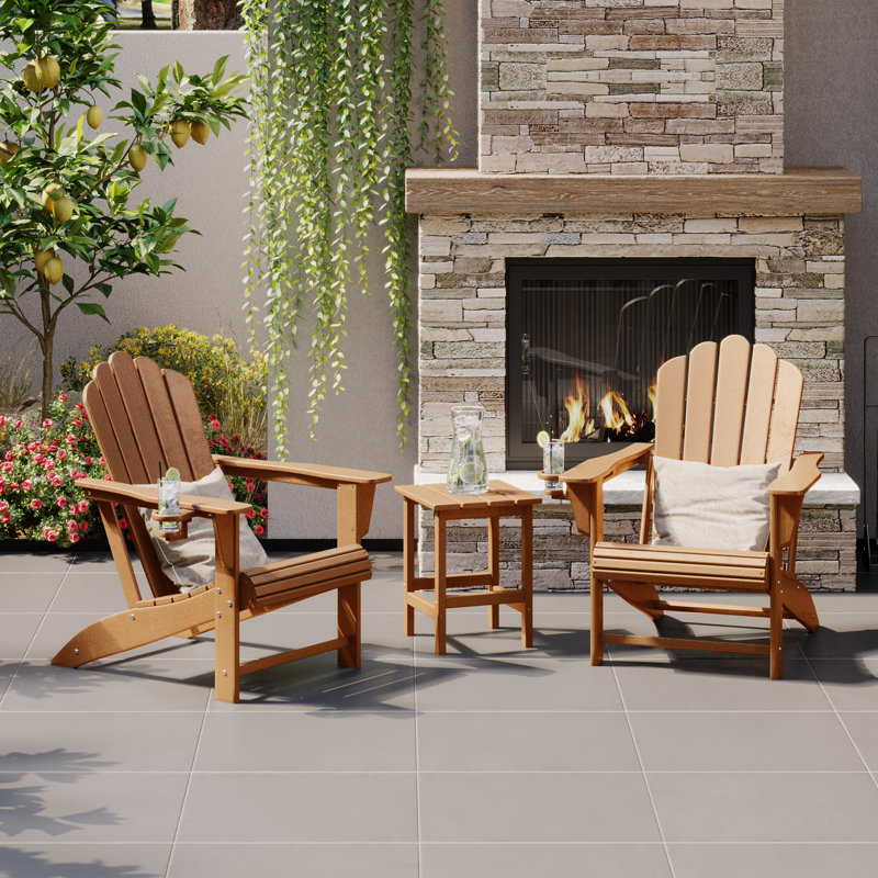 Ensemble de 3 chaises d'extérieur en poly Adirondack avec table d'appoint, 3 pièces: tables d'appoint, 2 chaises, Brun