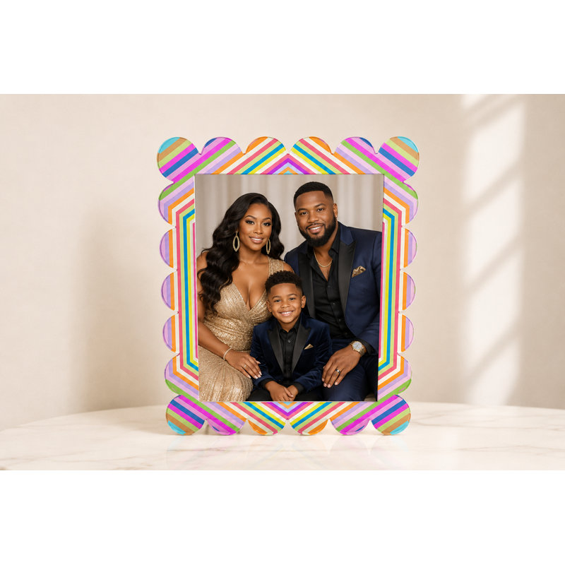 Hex Dylan Scalloped Acrylic Picture Frame, 7" x 9", 11 po x 13 po