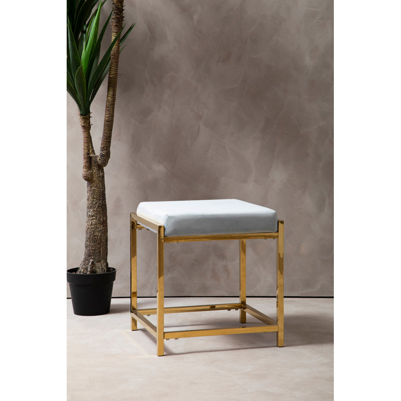 Kruetzen Metal Accent Stool