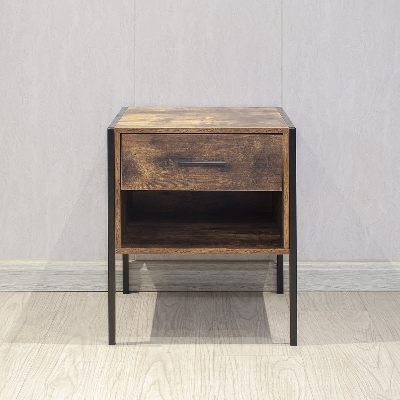 Table de chevet de style industriel