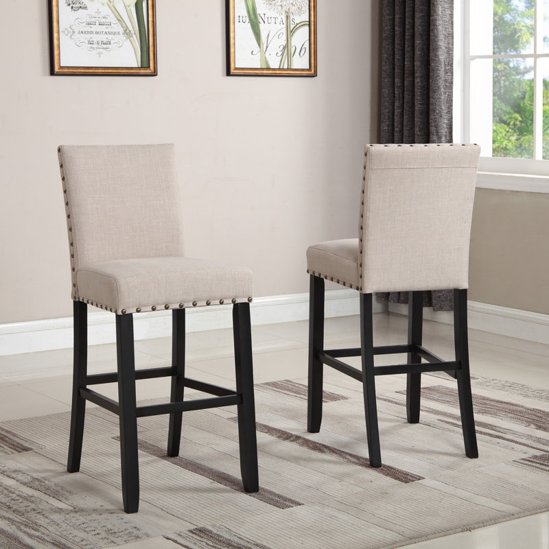 Ensemble de 2 tabourets de bar en tissu avec garniture cloutée, Tanné