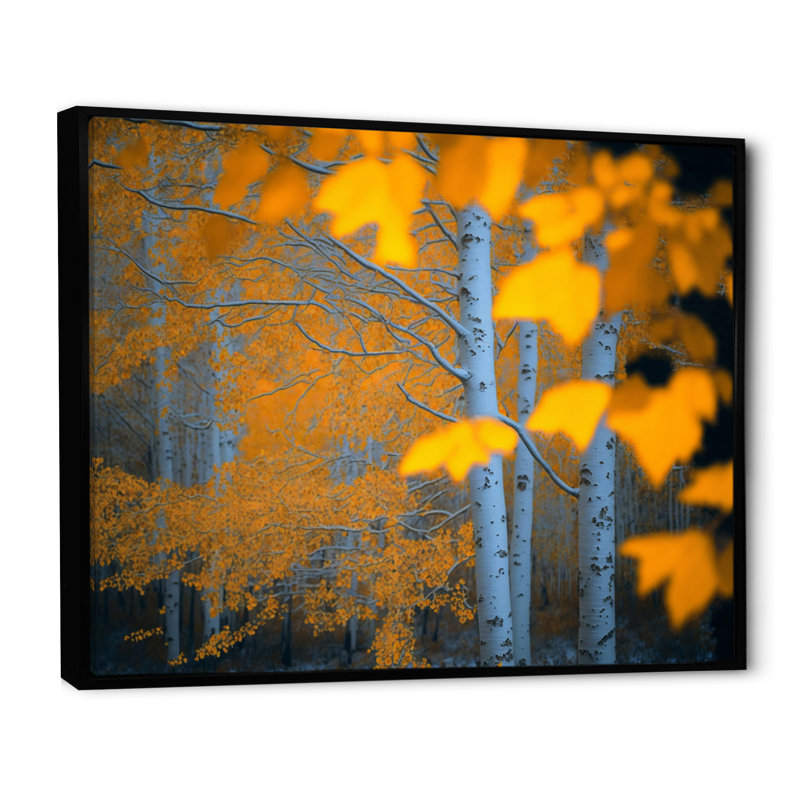 Gros plan sur des bouleaux à feuilles jaunes dans la forêt III - reproduction sur toile, H 34 po x l 44 po x P 1,5 po