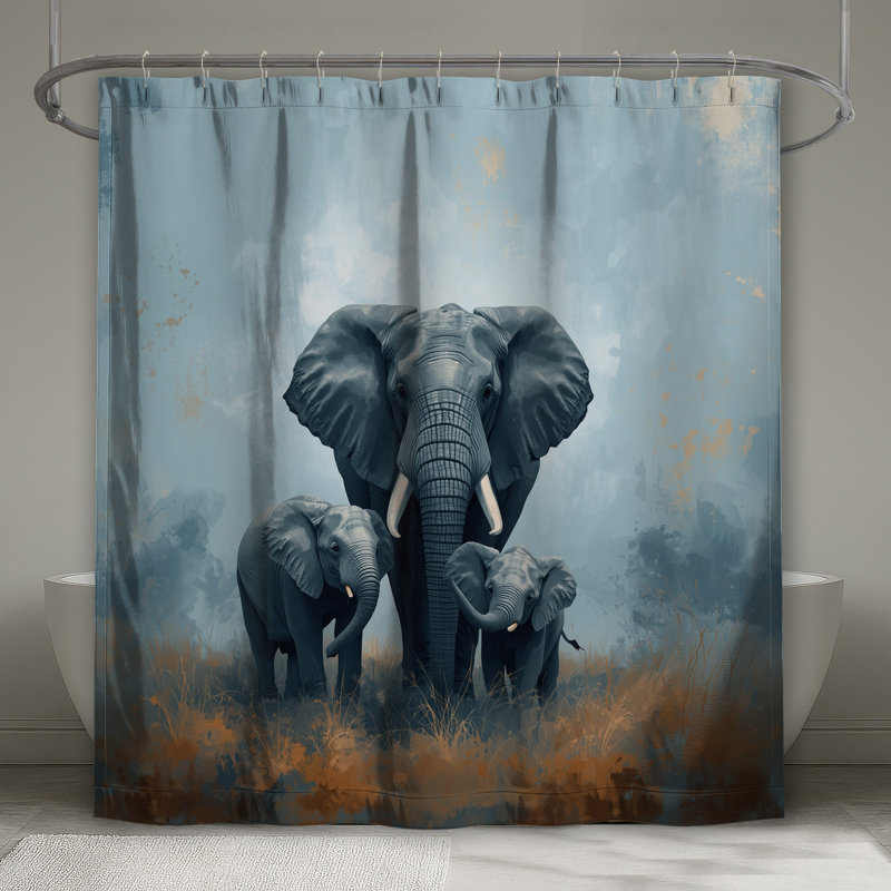 Rideaux de douche très longs Elephant Family In Grassland, 70in W x 93in H