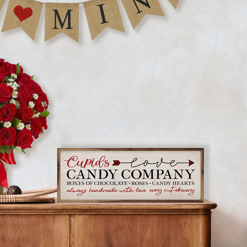 Cupid's Love Candy Company Flèche blanchie, H 8 po x l 24 po x P 1 po
