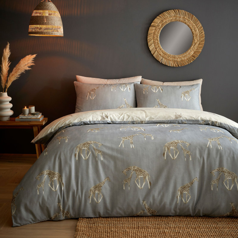 Milo Giraffe Cotton Blend Animal Print Duvet Cover Set with Pillowcases Included, King Duvet Cover + 2 Standard Pillowcases