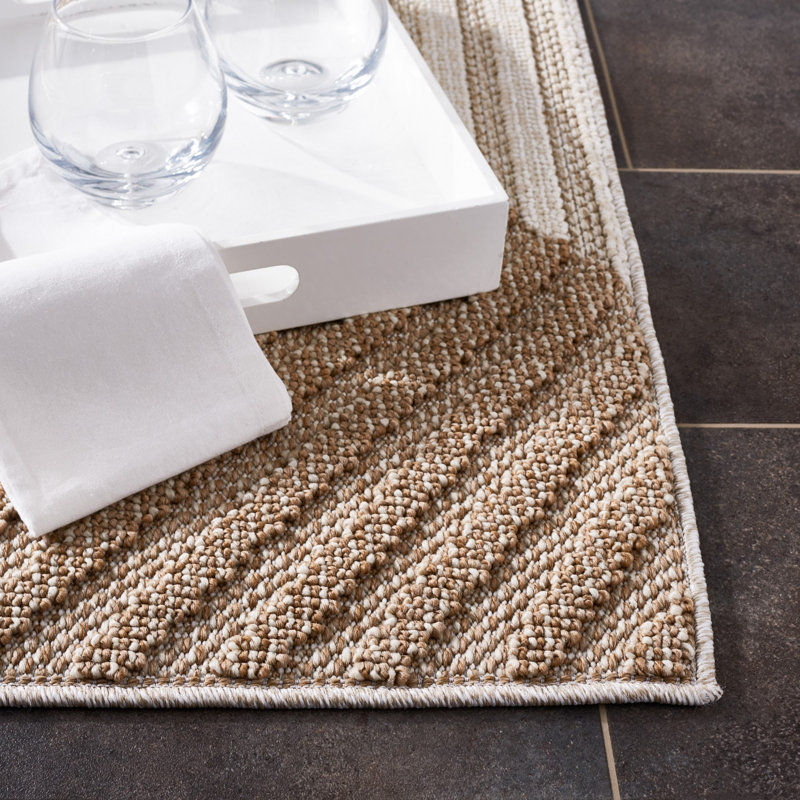 Global Performance Rug, Runner 2'2" x 8'