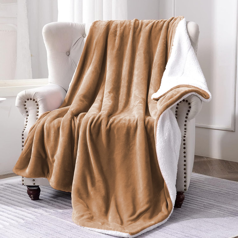 Sanborn Soft Reversible Sherpa Fleece Fur Thick Blanket Throw, 130cm x 150cm, Camel
