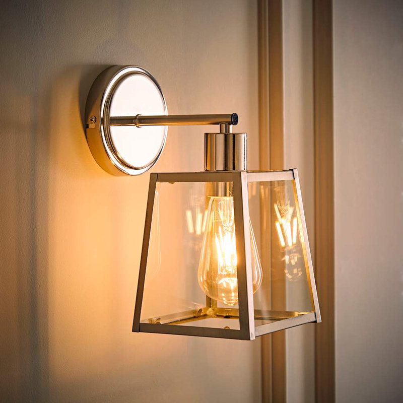 Aleighanna Armed Sconce, Yes