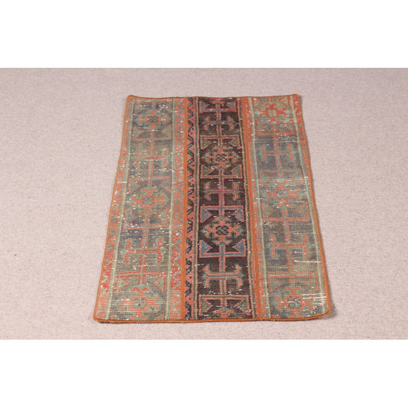 Charmant petit tapis turc Oushak rétro de couleur brune pour la décoration du vestibule et du tapis d'entrée