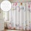 Rideau de douche en tissu à motif floral rose et blanc, 180 x 180 cm, avec 12 anneaux en plastique.