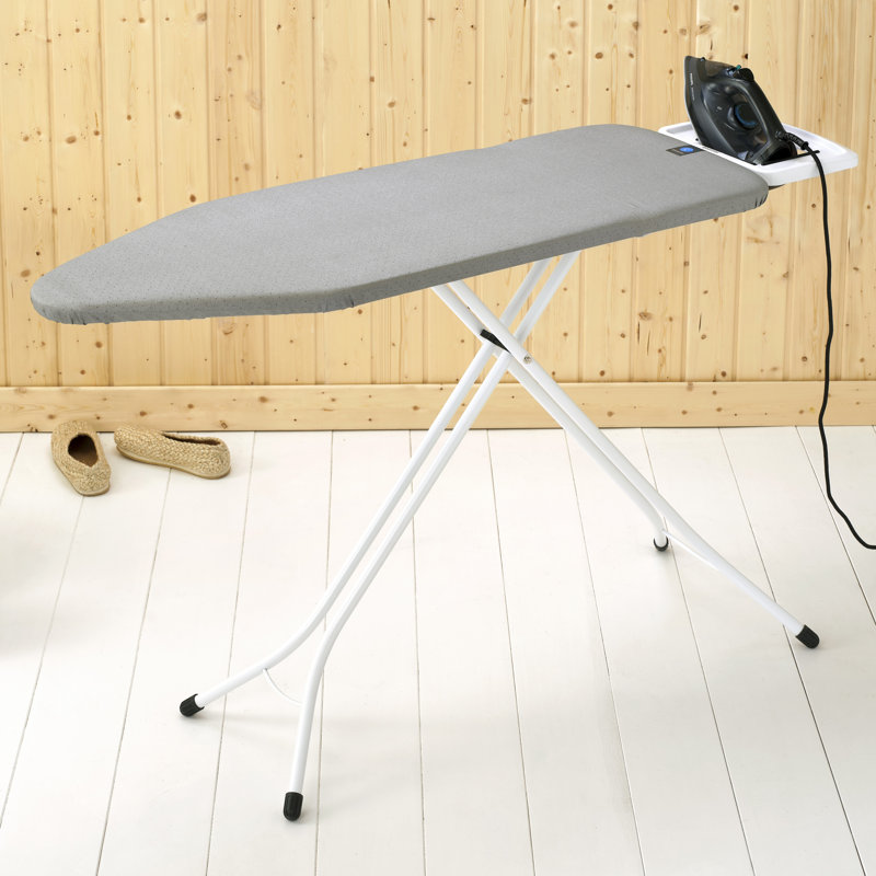 Grande planche à repasser avec support pour fer à repasser de taille C de Brabantia, Metallisée