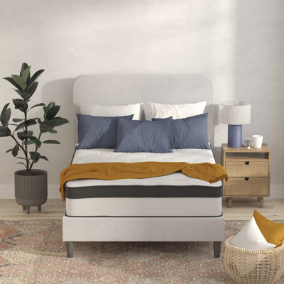 Matelas hybride à ressorts mi-ferme Marcum