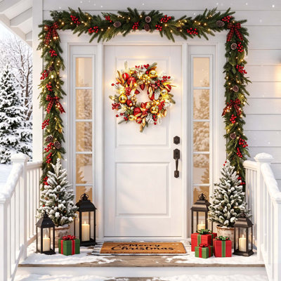 Couronne de Noël pré-illuminée de 61 cm (24 po) avec 20 lumières DEL, ornements et baies pour porte d'entrée, mur et foyer