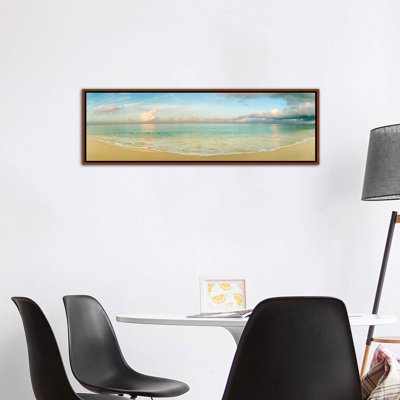 «Cloudy Beachscape, Seven Mile Beach, Grand Cayman, Îles Caïmans», reproduction de photo sur toile