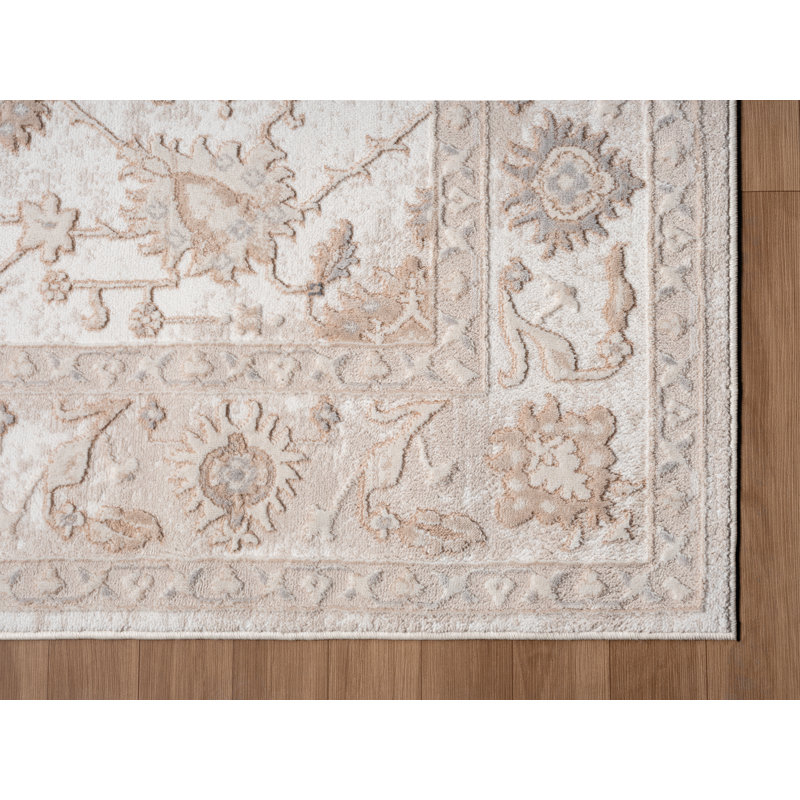 United Weavers Crockett Gem Beige Area Rug, 2'7" x 7'4"